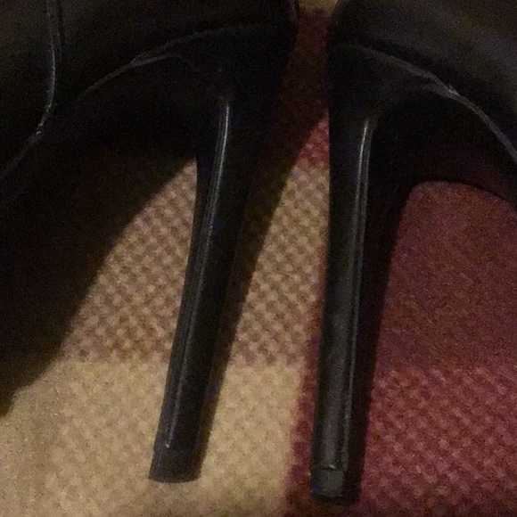 New..Zara Trafaluc heeled boots❤️.. - Picture 7 of 8